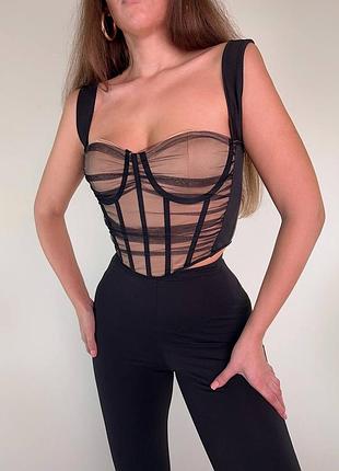 Топ в корсетному стилі