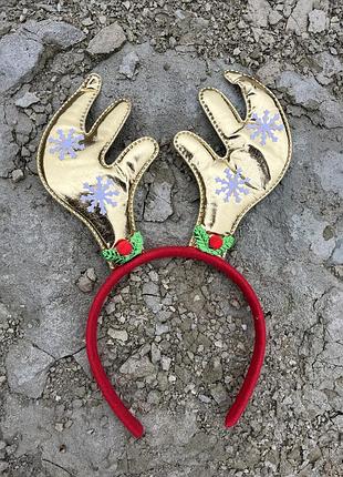 Рога оленя на обруче золотые
