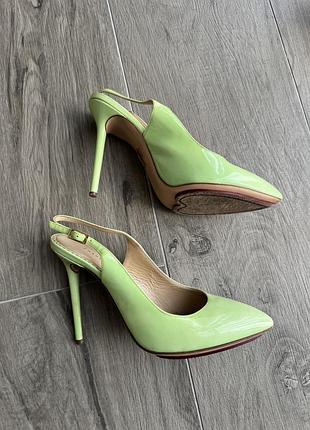 Босоножки charlotte olympia