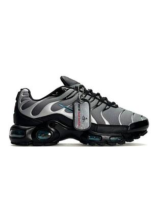 Nike air max plus grey black sky