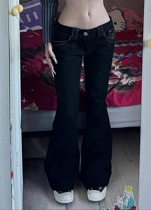 Джинсы клеш низкая посадка y2k dollskill