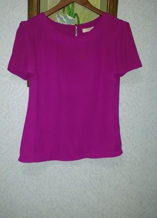 Яркий топ блуза