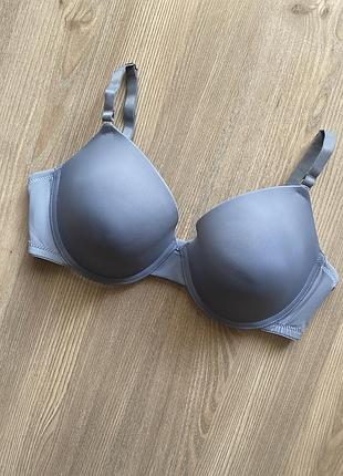 Класичний гладкий бюстгальтер primark