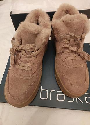 Зимние ботинки с мехом