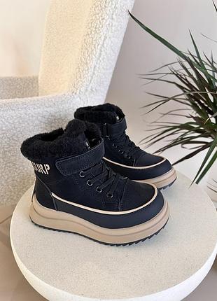 Зимние ботинки на девочку