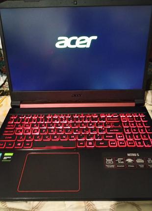 Ноутбук кacer nitro ssd 128/12 gb 
6ядер 12потоков 
игровой 
один хозяин 
в отличном состоянии 
высылаю только после полной оплаты