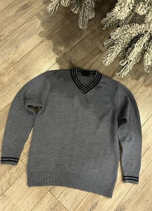 Светр чоловічий)стан ідеальний…дуже гарної якості🔥