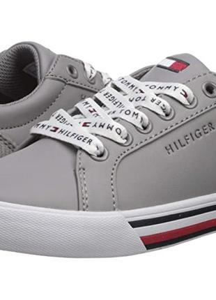 Фірмові кеди tommy hilfiger. оригінал.