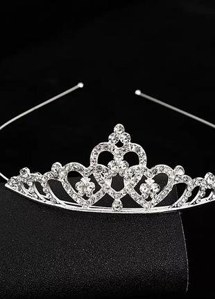 Весельная тиара диадема из кристаллов