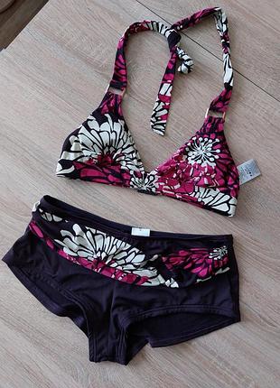 Купальник      .