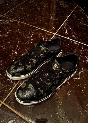 Продам кеди guess ❣️ 38p.