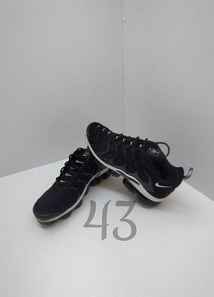 Кроссовки от nike vm