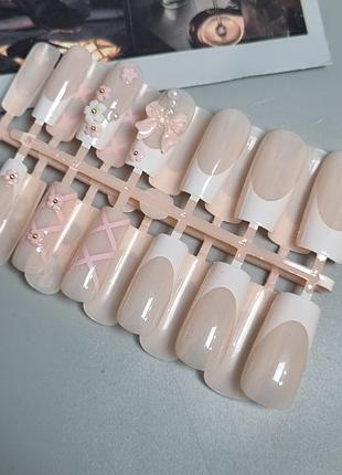 24 шт. середніх балетних рожевих бантів та біло-рожевих квітів дизайн french tip накладні нігті