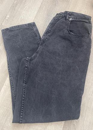 Джинси сірого кольору