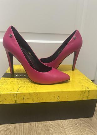Туфлі рожеві
