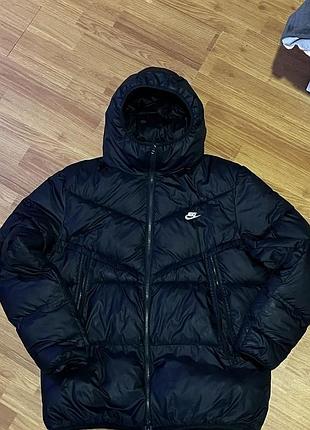 Пуховик nike storm fit