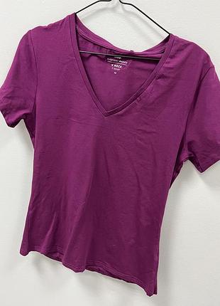 Футболка жіноча