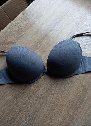 Бюстгальтер с большим пуш-ап