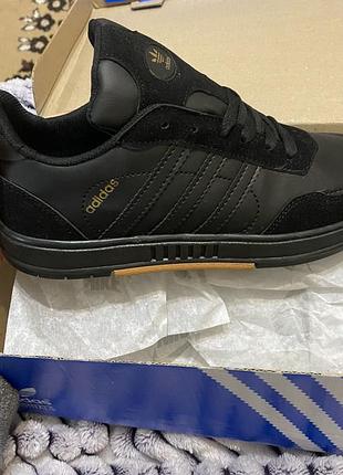 Кросівки adidas 40 4