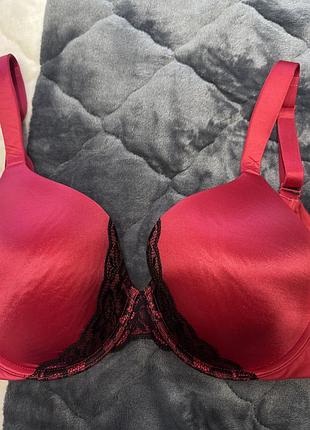 Бюстгальтер красный с кружевом