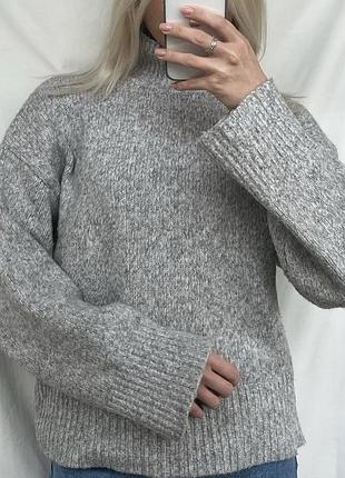 Светр під горло сірий h&m 2