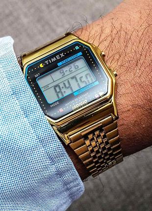 Часы наручные timex t80 x pac-man. новые в коробке с этикетками оригинал