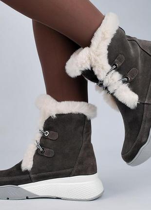 Зимові черевики