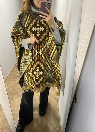 Кейп пончо в мексиканському стилі