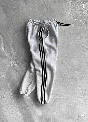 Чоловічі спортивні штани на флісі преміальна якісна тканина щільний матеріал теплі штани зручні в носінні