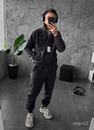 Мужской спортивный костюм двойка плюшевый приятный на ощупь удобный в носке теплый махровый костюм
