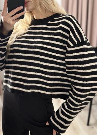 Теплий светр у смужку 2