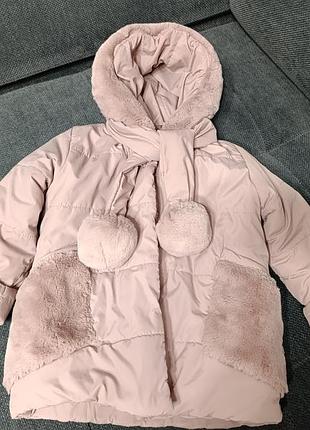 Зимова куртка для дівчинки 104 розміру