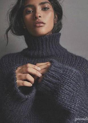 Обʼємний мохеровий светр водолазка оверсайз massimo dutti