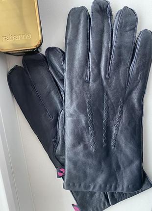 Шкіряні, чоловічі, гарні рукавички чорного кольору. розмір m