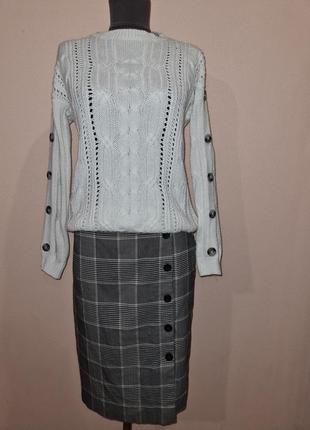 Спідничка міді в клітмнку та гудзиками до низу