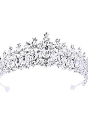 Корона белая, украшенная камнями