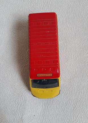 Коллекционная модель corgi ford transit 4