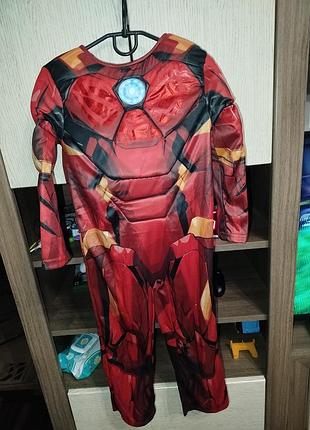 Новорічні карнавальні костюми людина павук і залізна людина марвел