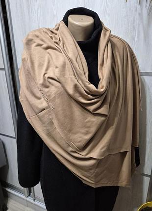 Очень качественный платок палантин шарф