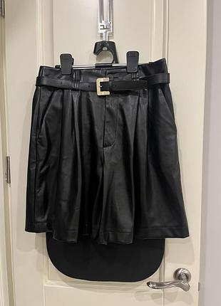 Шорти жіночі imperial з еко шкіри розмір м