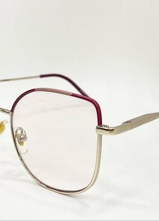 Очки для коррекции зрения женские miu miu фотохромные овальные в металлической оправе с тоненькими дужками красный, +3.5