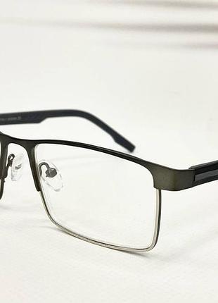 Очки для коррекции зрения унисекс прямоугольные в металлической оправе дужки на флексах серый, -2.5