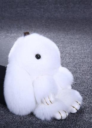 Хутряний брелок заєць на сумку рюкзак, іграшка на сумочку рюкзачок білий