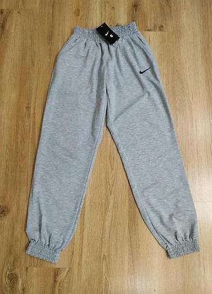 Спортивные штаны мужские