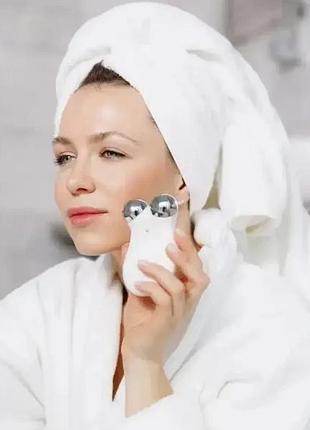 Мікрострумовий масажер для обличчя