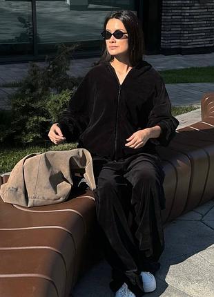 Жіночий чорний велюровий спортивний костюм двійка батал