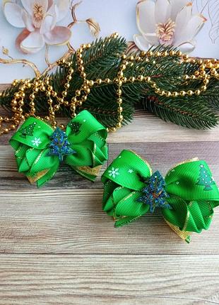 Новогодние зимние бантики с елкой