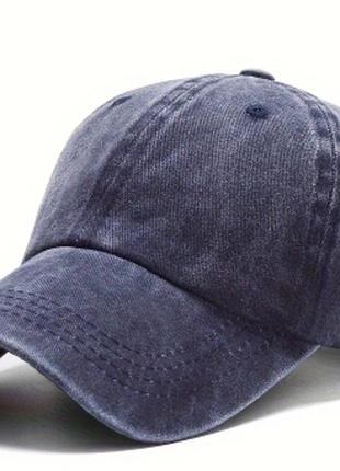 Бейсболка синего цвета,новая,сзади регулируется