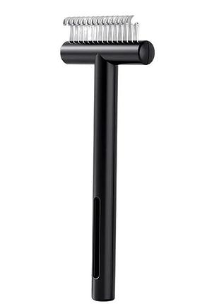 Расческа для вычесывания шерсти кошек и собак