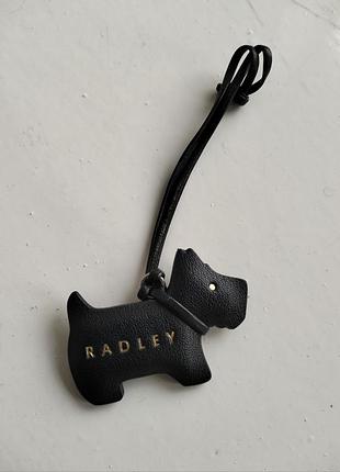 Підвіска брелок на сумку radley.